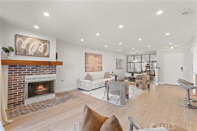 Detail Gallery Image 6 of 48 For 1616 Granville Ave #202,  Los Angeles,  CA 90025 - 2 Beds | 2 Baths
