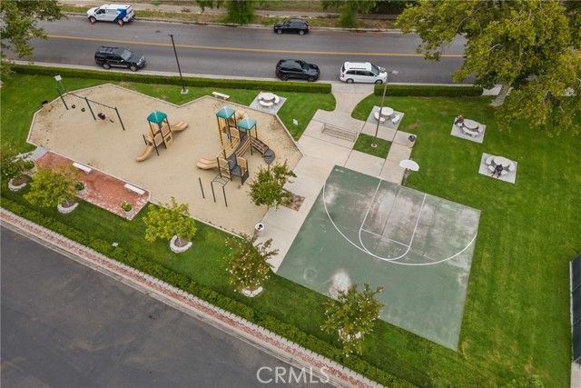 Detail Gallery Image 38 of 50 For 25736 Player Dr #R4,  Valencia,  CA 91355 - 2 Beds | 2 Baths