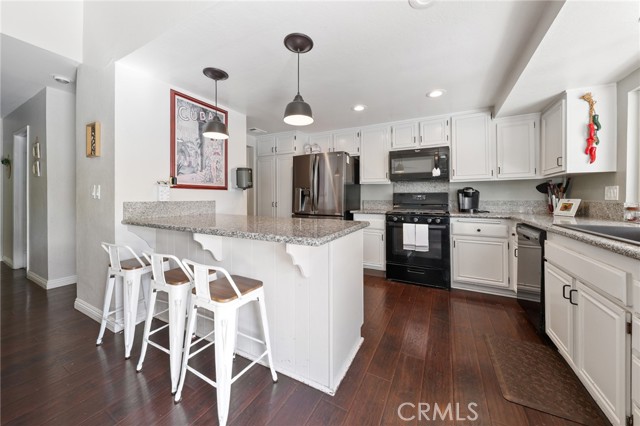Detail Gallery Image 11 of 52 For 1184 E Meadow Wood Dr, Covina,  CA 91724 - 3 Beds | 2 Baths