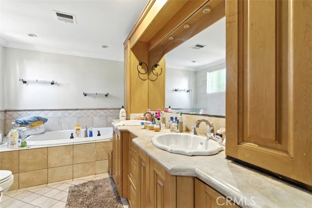 Detail Gallery Image 23 of 56 For 1241 Arbolita Dr, La Habra,  CA 90631 - 6 Beds | 4 Baths