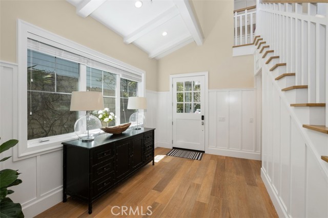 4 Summer House Lane, Newport Beach CA: https://media.crmls.org/medias/7df75882-477c-4d9d-8546-5a7659ecd9c4.jpg