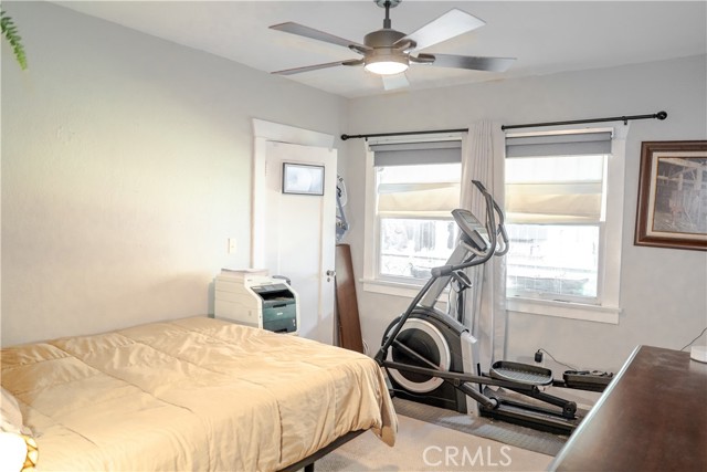 7319 Owensmouth Avenue, Canoga Park CA: https://media.crmls.org/medias/7df77dc0-9d8b-4284-86f7-8010a86dee3c.jpg