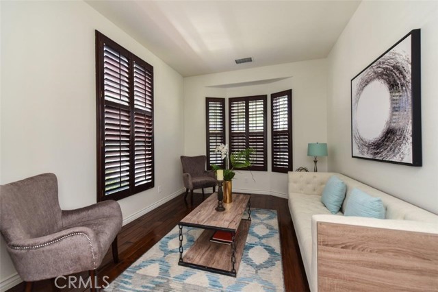 Detail Gallery Image 6 of 26 For 20 Larchwood, Irvine,  CA 92602 - 4 Beds | 3/1 Baths