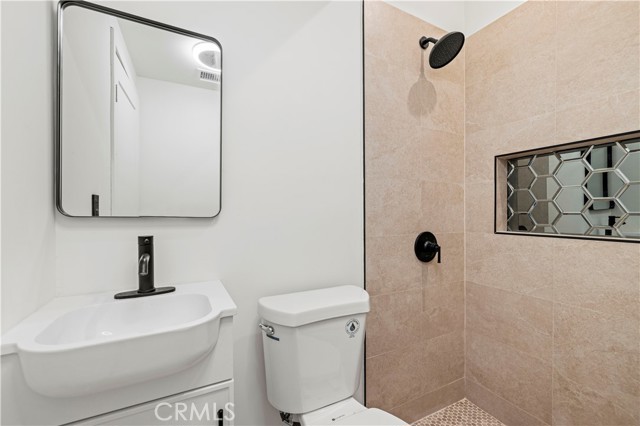 Detail Gallery Image 26 of 47 For 18718 Delight St, Canyon Country,  CA 91351 - 4 Beds | 2 Baths