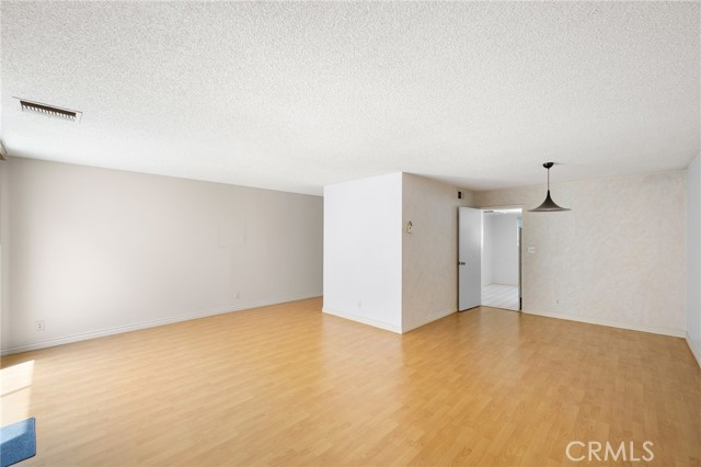 Detail Gallery Image 5 of 26 For 714 N Howard St #C,  Glendale,  CA 91206 - 2 Beds | 2/1 Baths