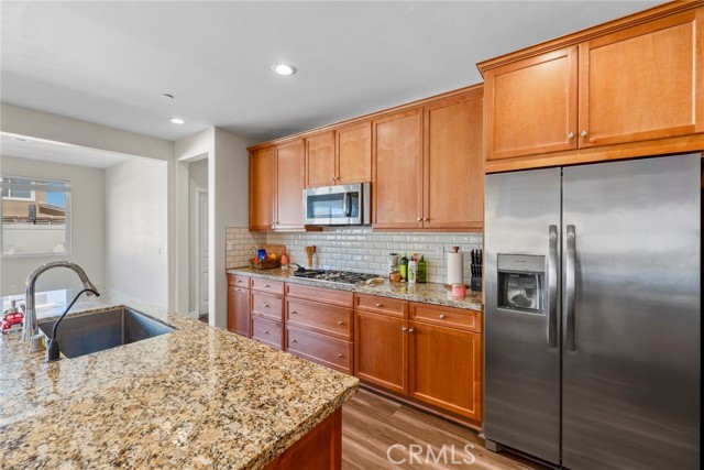Detail Gallery Image 5 of 75 For 1673 Cirrus Way, Beaumont,  CA 92223 - 6 Beds | 4 Baths