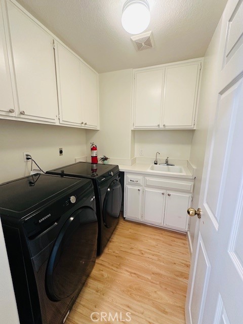 26562 White Oaks Drive, Laguna Hills CA: https://media.crmls.org/medias/7df9a426-5b80-4bd7-8f1e-9c07b25c370a.jpg