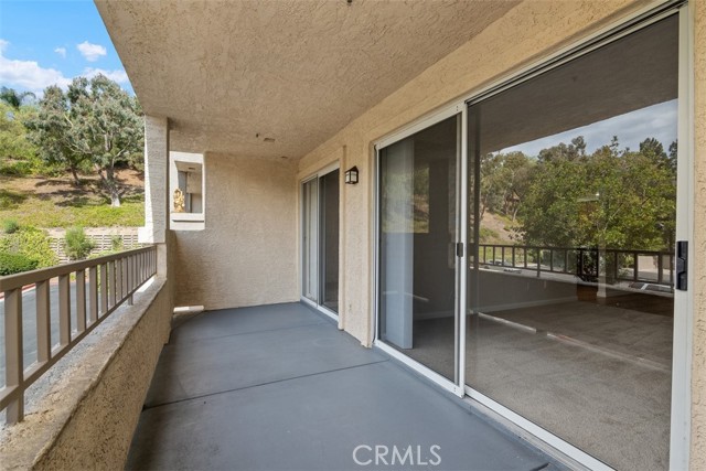 Detail Gallery Image 11 of 38 For 1965 Las Colinas Cir #205,  Corona,  CA 92879 - 1 Beds | 1 Baths