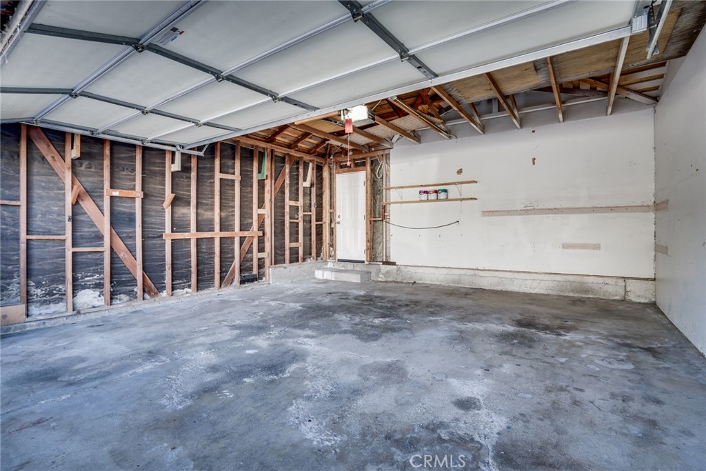 MLS #OC25270161 image #25