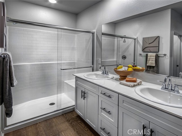 Detail Gallery Image 11 of 14 For 2702 Crozier St, Pomona,  CA 91767 - 3 Beds | 3/1 Baths