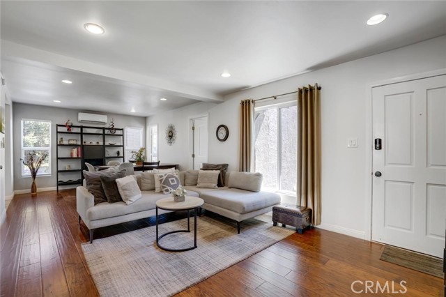 Front Image Thumbnail for CRSR26016984