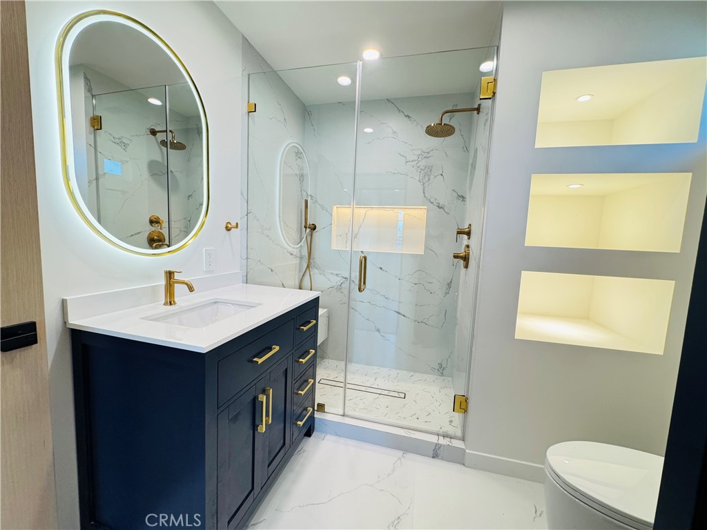 https://media.crmls.org/medias/7dfcf555-d295-4304-9d04-34780ac333c6.jpg?preset=X-Large