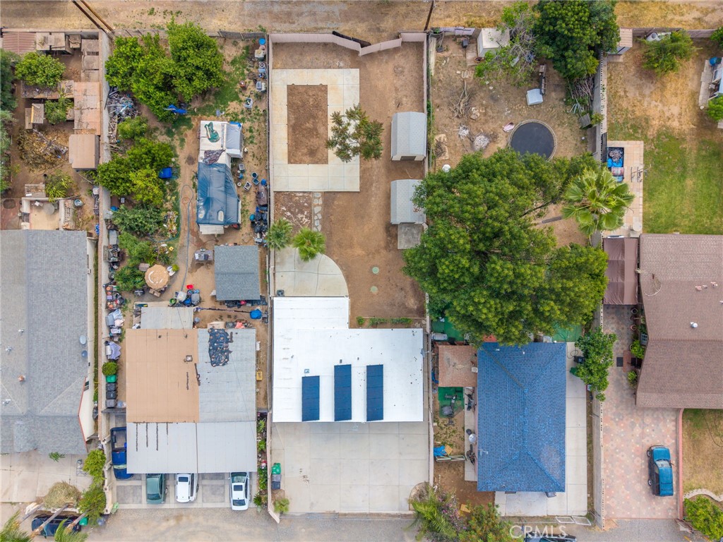 https://media.crmls.org/medias/7dfd9c56-6d57-4a33-9153-7b7082b6a223.jpg?preset=X-Large