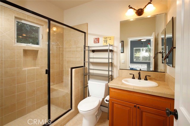 Detail Gallery Image 13 of 51 For 1595 E Avenida De Las Flores, Thousand Oaks,  CA 91362 - 4 Beds | 4/1 Baths