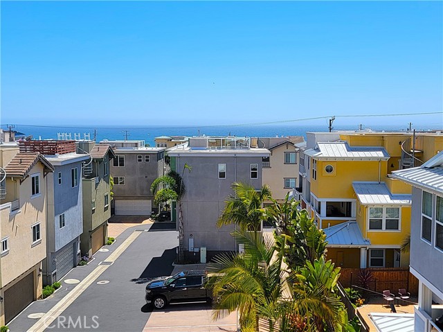 393 Wadsworth Avenue, Pismo Beach CA: https://media.crmls.org/medias/7dfdbadc-d3f3-4fc4-9857-259afc680c3b.jpg