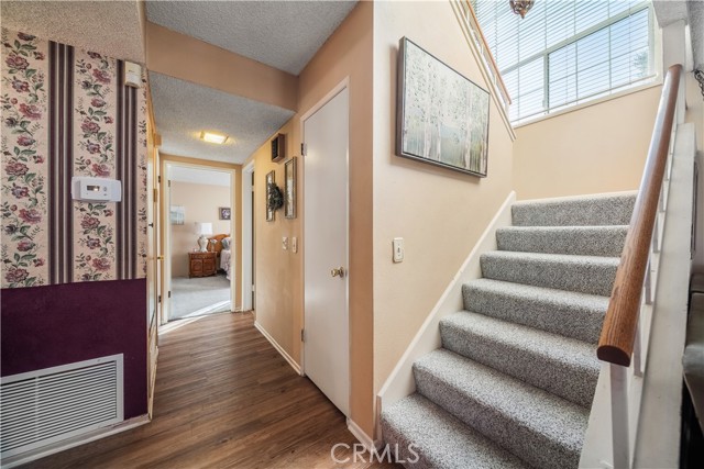 Detail Gallery Image 16 of 40 For 1363 Canyon View Dr, La Verne,  CA 91750 - 4 Beds | 2 Baths