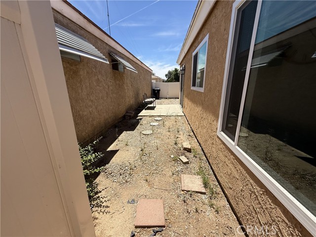 Image 18 of 20 For 335 Stetson Avenue