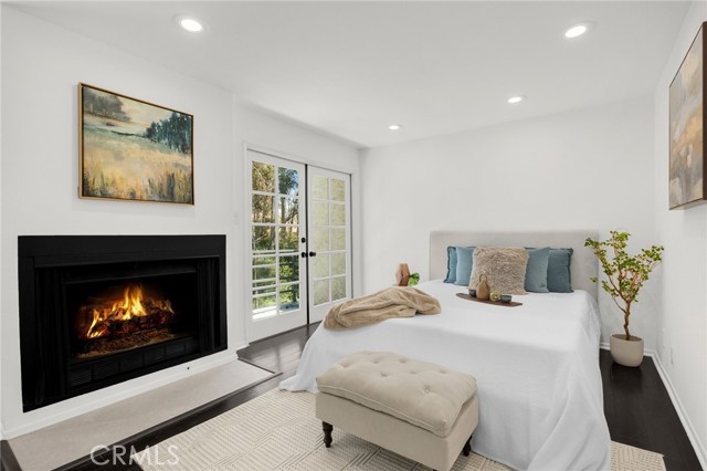 11601 Montana Avenue, Los Angeles CA: https://media.crmls.org/medias/7dff7555-2d31-44db-b9eb-db0f95d7c215.jpg
