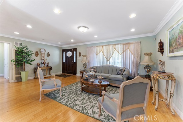 5441 N Calera Avenue, Covina CA: https://media.crmls.org/medias/7dffbbec-8470-4b9d-93b2-839199dfe3cd.jpg