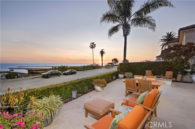 Detail Gallery Image 32 of 34 For 3308 Ocean Bld, Corona Del Mar,  CA 92625 - 5 Beds | 6/2 Baths