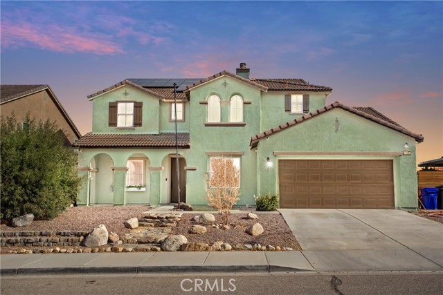 Detail Gallery Image 1 of 50 For 10933 Admirals Bay St, Victorville,  CA 92392 - 5 Beds | 4/1 Baths