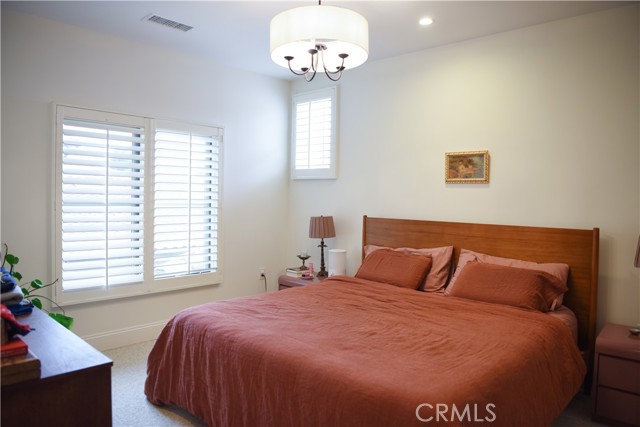 Detail Gallery Image 10 of 25 For 168 S Sierra Madre Bld #304,  Pasadena,  CA 91107 - 3 Beds | 2 Baths