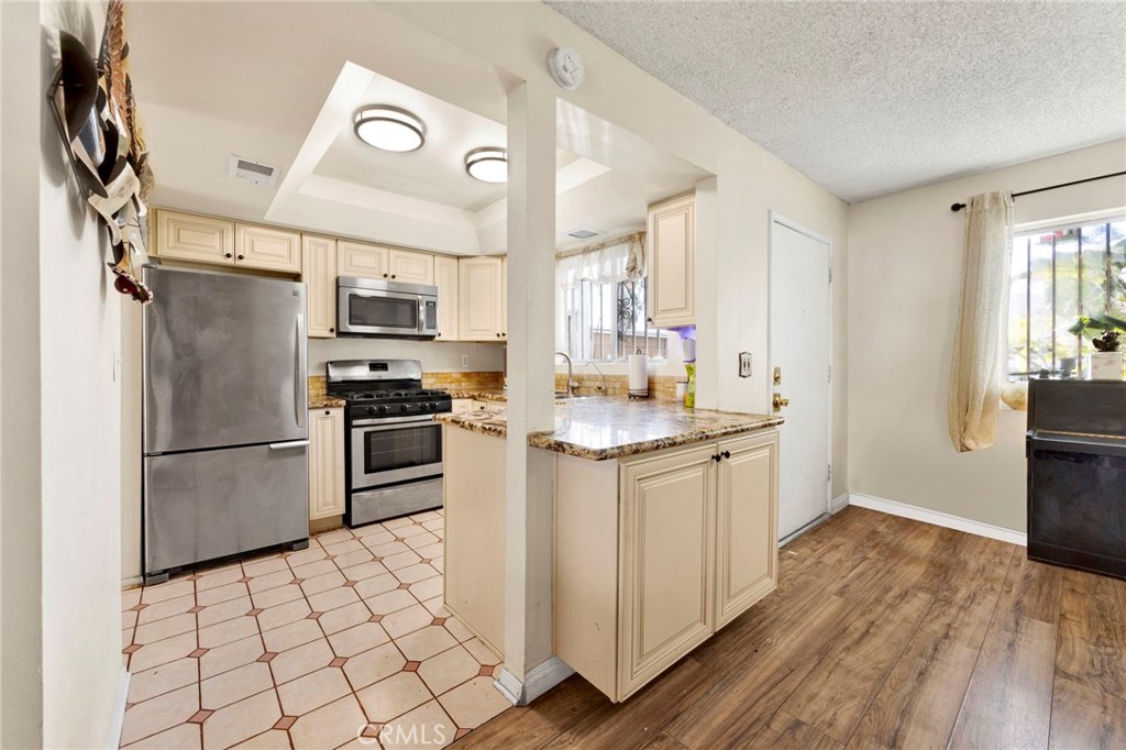 7E0298Cf D458 41F3 Ac41 E429E538668D 14141 Polk Street #1, Sylmar, Ca 91342 &Lt;Span Style='BackgroundColor:transparent;Padding:0Px;'&Gt; &Lt;Small&Gt; &Lt;I&Gt; &Lt;/I&Gt; &Lt;/Small&Gt;&Lt;/Span&Gt;