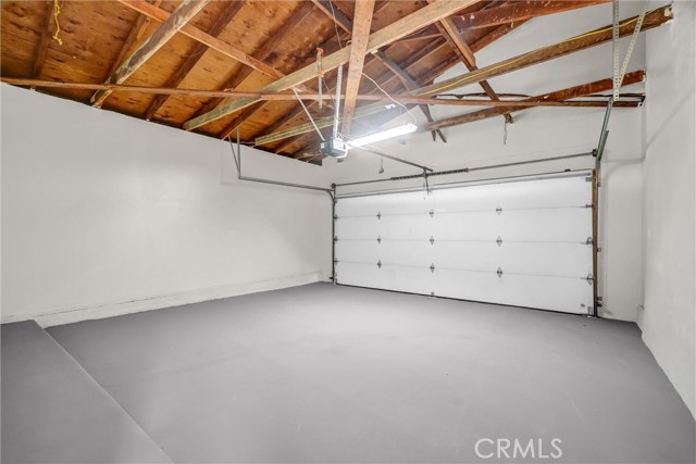 14831 Kingsdale Avenue photo 22