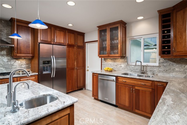 Detail Gallery Image 13 of 39 For 143 W Monterrey Dr, Claremont,  CA 91711 - 4 Beds | 2 Baths