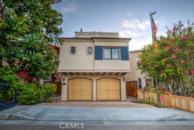 531 Loma Drive, Hermosa Beach, California 90254, 4 Bedrooms Bedrooms, ,3 BathroomsBathrooms,Residential,Sold,Loma,SB15204041