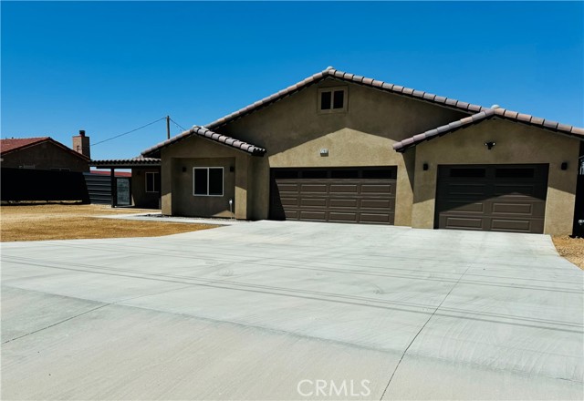 Detail Gallery Image 2 of 34 For 57780 San Andreas Rd, Yucca Valley,  CA 92284 - 4 Beds | 2 Baths