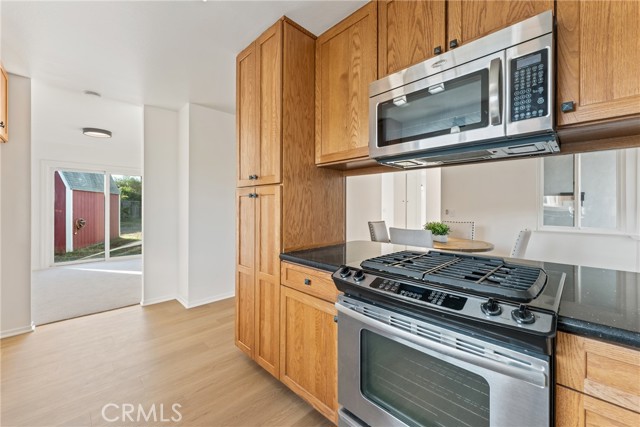 MLS #OC25265384 image #9