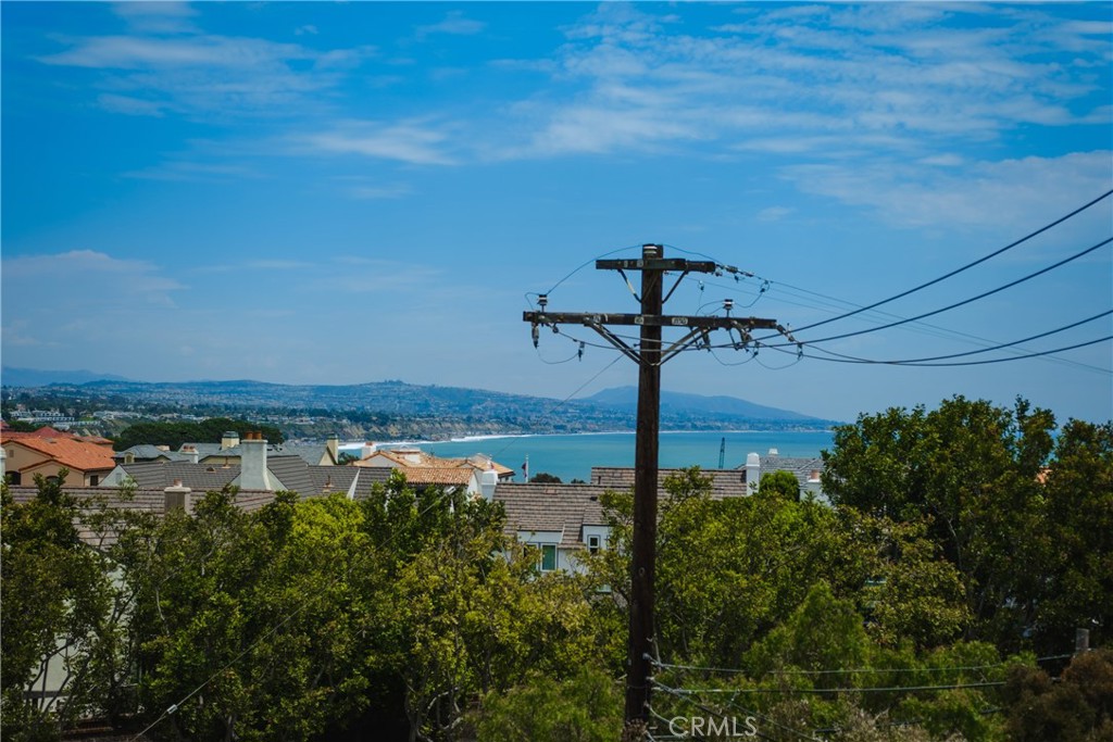 24722 Del Prado #403