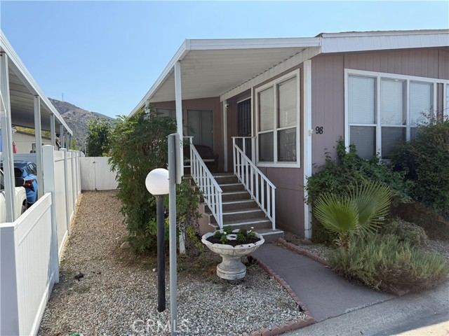 Detail Gallery Image 3 of 32 For 4901 Green River Rd #98,  Corona,  CA 92878 - 2 Beds | 2 Baths
