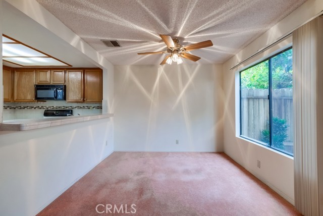 Detail Gallery Image 12 of 62 For 4194 Higuera St, Culver City,  CA 90232 - 2 Beds | 2/1 Baths