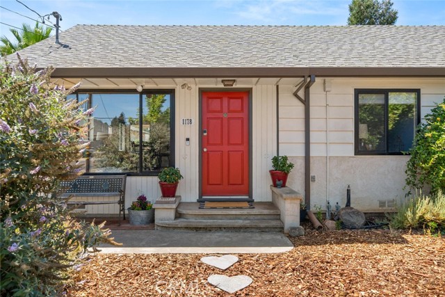 Detail Gallery Image 4 of 34 For 1178 Marian Ave, Chico,  CA 95928 - 3 Beds | 2 Baths