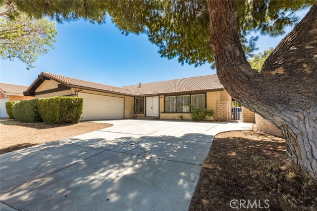 Detail Gallery Image 1 of 32 For 44661 Calston Ave, Lancaster,  CA 93535 - 4 Beds | 2 Baths