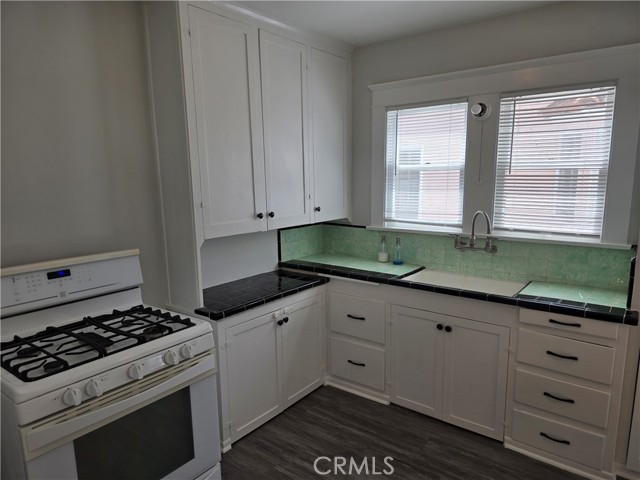 Detail Gallery Image 12 of 18 For 1609 Cota Ave., Torrance,  CA 90501 - 2 Beds | 1 Baths