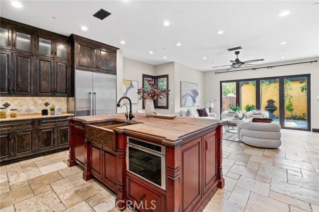 212 Baltimore Avenue, Huntington Beach CA: https://media.crmls.org/medias/7e08b014-ca7a-4fdb-a952-fe525f1840c0.jpg