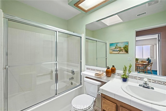 27081 School Park Drive, Menifee CA: https://media.crmls.org/medias/7e08d787-2f6b-43ba-9f9c-9e6432cde4bd.jpg