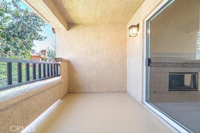 Detail Gallery Image 14 of 21 For 25869 Mcbean #82,  Valencia,  CA 91355 - 1 Beds | 1 Baths