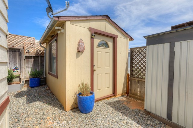 1675 Manzanita Avenue, Chico CA: https://media.crmls.org/medias/7e09b12f-72f4-4aa9-bf85-87fd2035eb88.jpg
