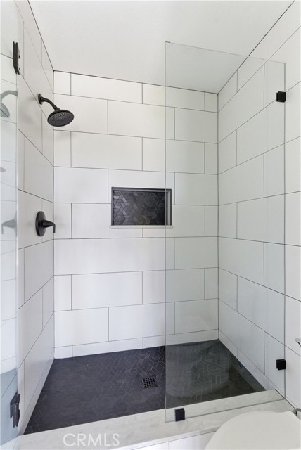 Detail Gallery Image 26 of 41 For 1095 Mesa Bluff, Costa Mesa,  CA 92627 - 2 Beds | 2/1 Baths