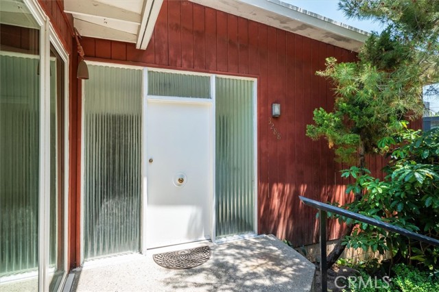 3288 Velma Drive, Los Angeles CA: https://media.crmls.org/medias/7e0aa32d-0652-44a2-be52-c5d8715122c8.jpg