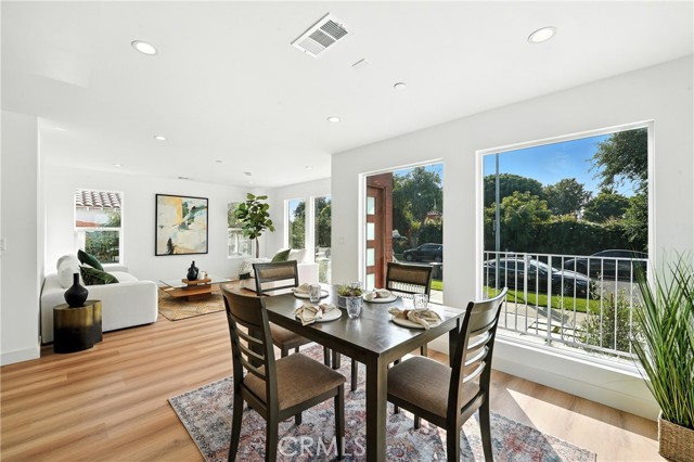 3031 3033 Vineyard Avenue, Los Angeles CA: https://media.crmls.org/medias/7e0adb3f-3aa0-47e4-81e3-f85f35ff92bd.jpg