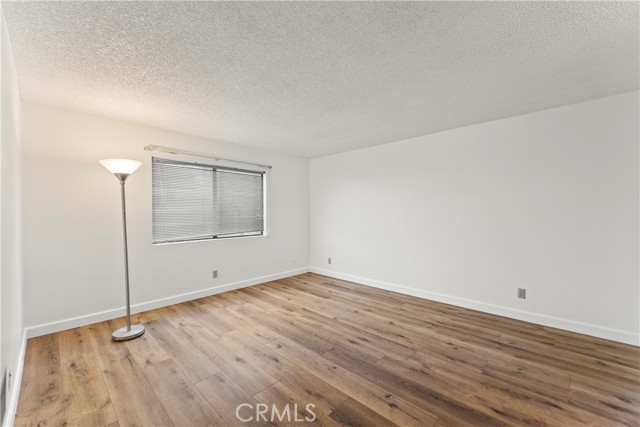 Detail Gallery Image 14 of 28 For 15000 Halldale Ave #101,  Gardena,  CA 90247 - 2 Beds | 2 Baths