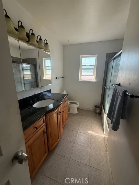 Detail Gallery Image 5 of 7 For 4512 W Sirius, Orange,  CA 92868 - 3 Beds | 2 Baths