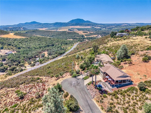 5611 Cherokee Drive, Kelseyville CA: https://media.crmls.org/medias/7e0bf1b1-6d91-4160-8398-e52a615c2326.jpg
