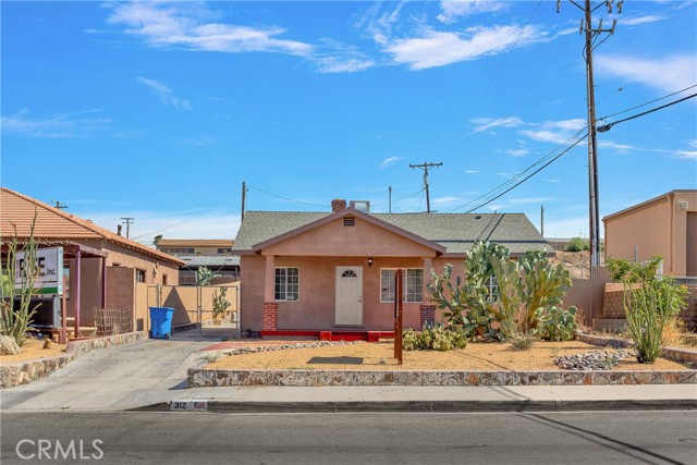 Detail Gallery Image 1 of 41 For 312 E Buena Vista St, Barstow,  CA 92311 - 2 Beds | 1 Baths