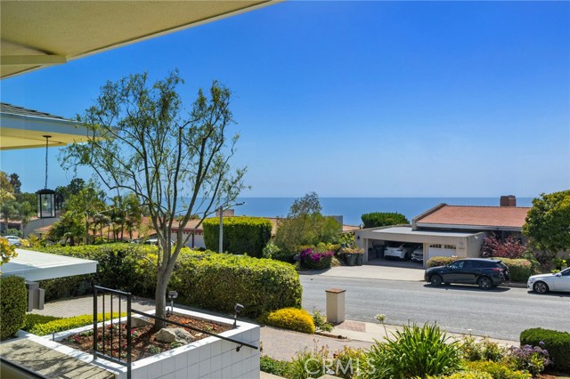 30032 Avenida Esplendida, Rancho Palos Verdes, California 90275, 4 Bedrooms Bedrooms, ,1 BathroomBathrooms,Residential,For Sale,Avenida Esplendida,SB26097299